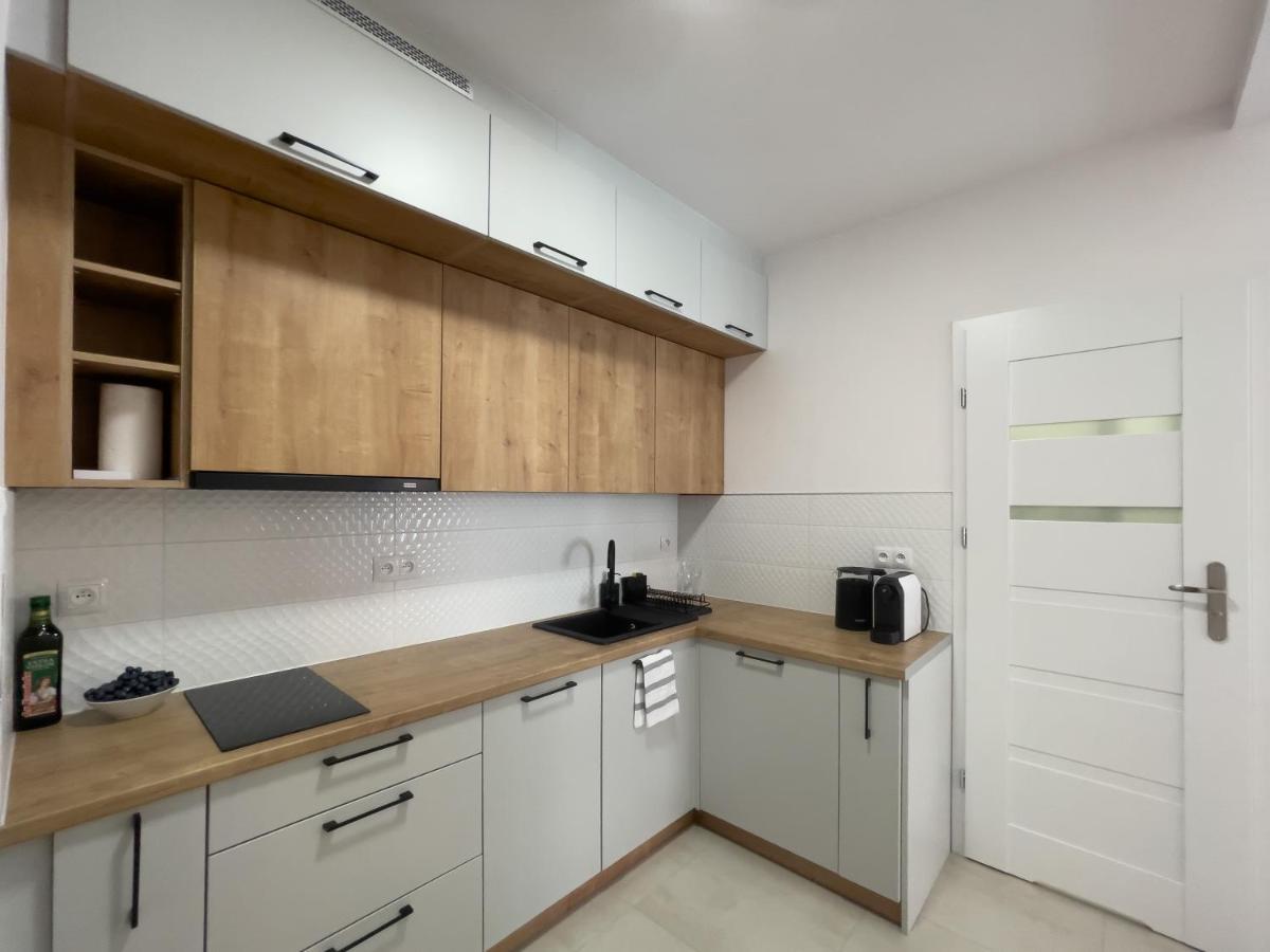 Urban Apartments Premium, Opolska 10 No 77B, Free Garage, Self Check-In คาโตวีตเซ ภายนอก รูปภาพ