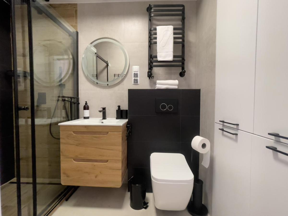 Urban Apartments Premium, Opolska 10 No 77B, Free Garage, Self Check-In คาโตวีตเซ ภายนอก รูปภาพ