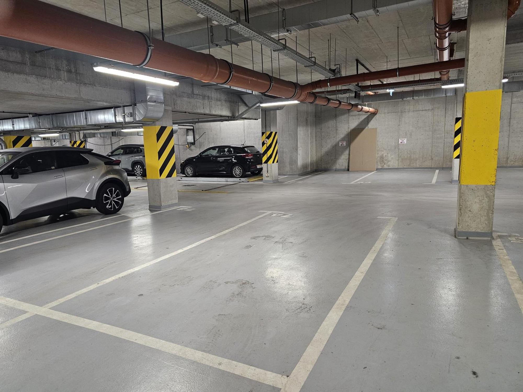 Urban Apartments Premium, Opolska 10 No 77B, Free Garage, Self Check-In คาโตวีตเซ ภายนอก รูปภาพ